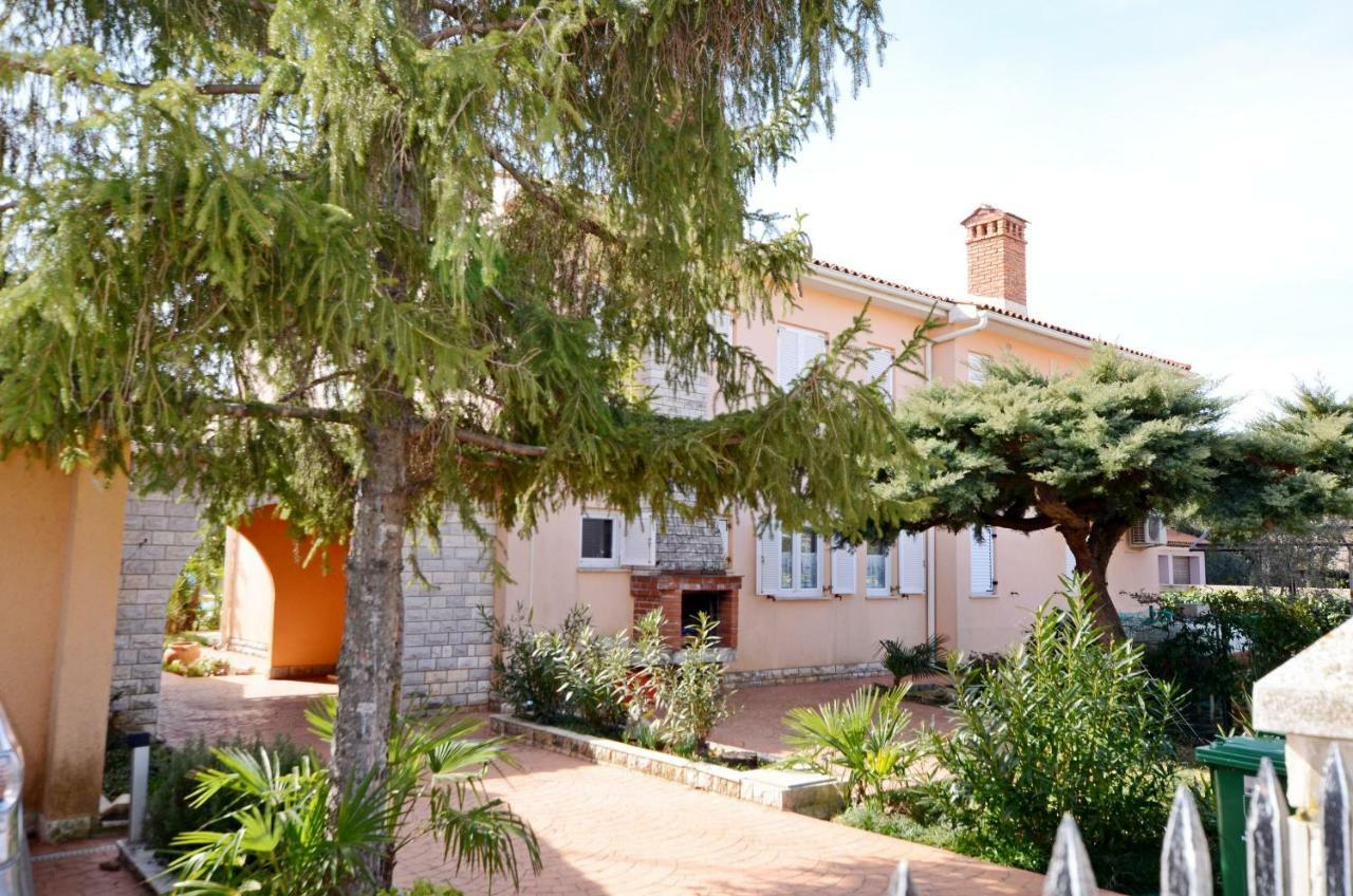 Villa Di Te Nema Pula Exterior foto