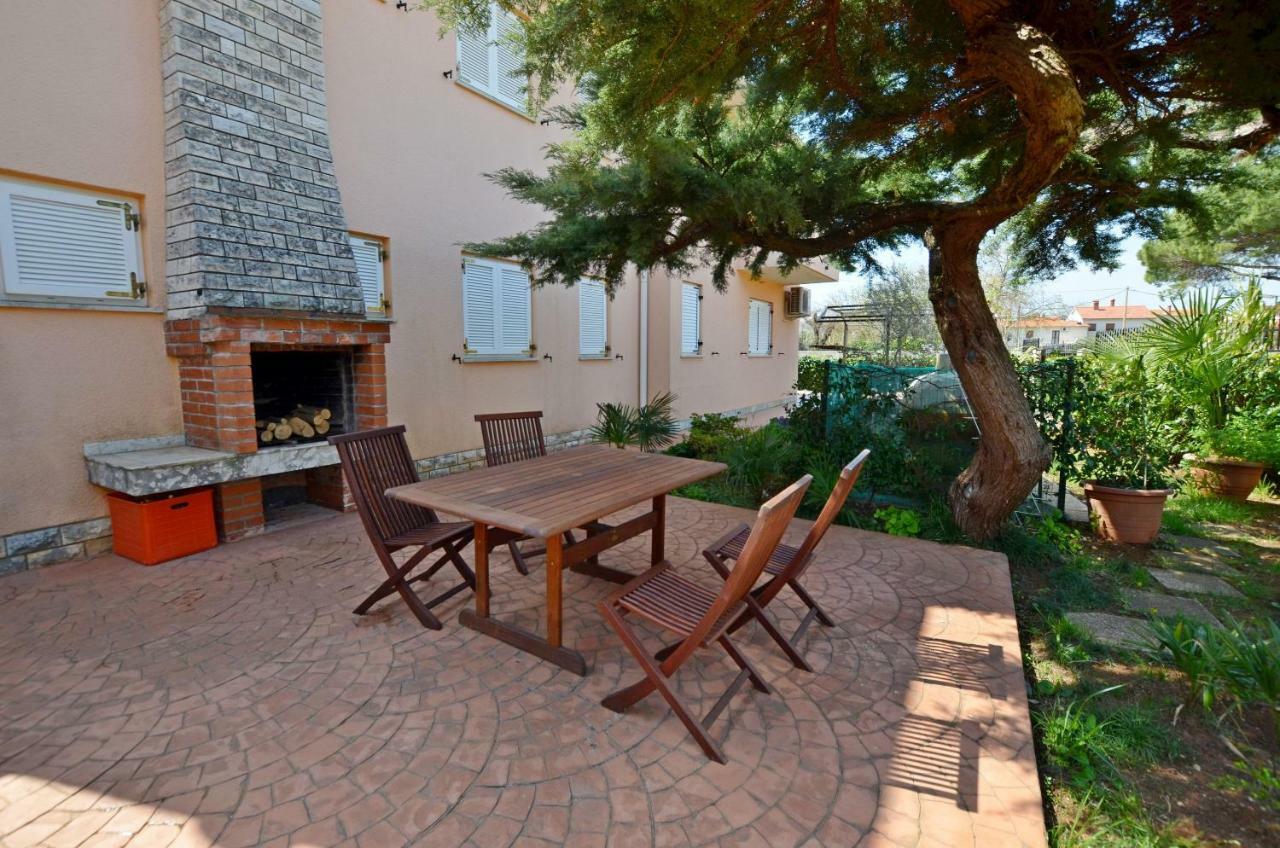 Villa Di Te Nema Pula Exterior foto
